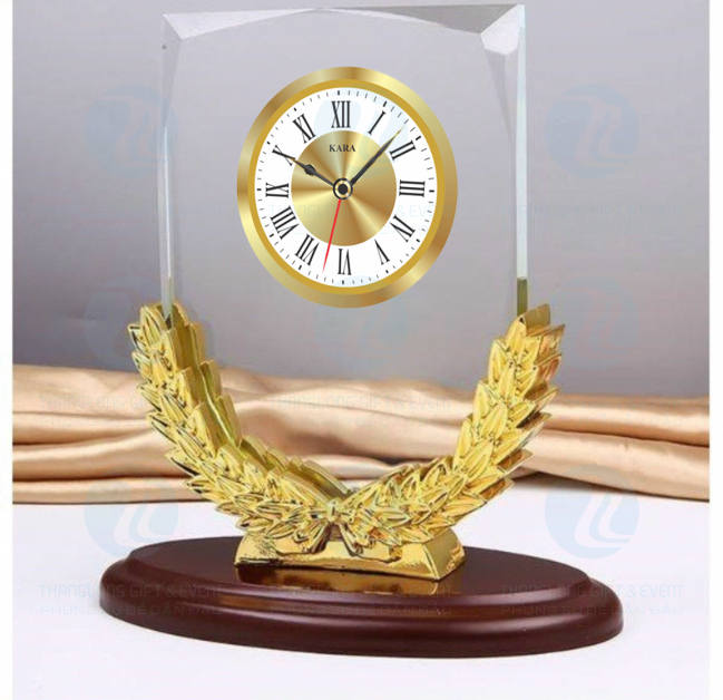 Đồng hồ Kara- Đồng hồ để bàn pha lê tay đỡ bông lúa